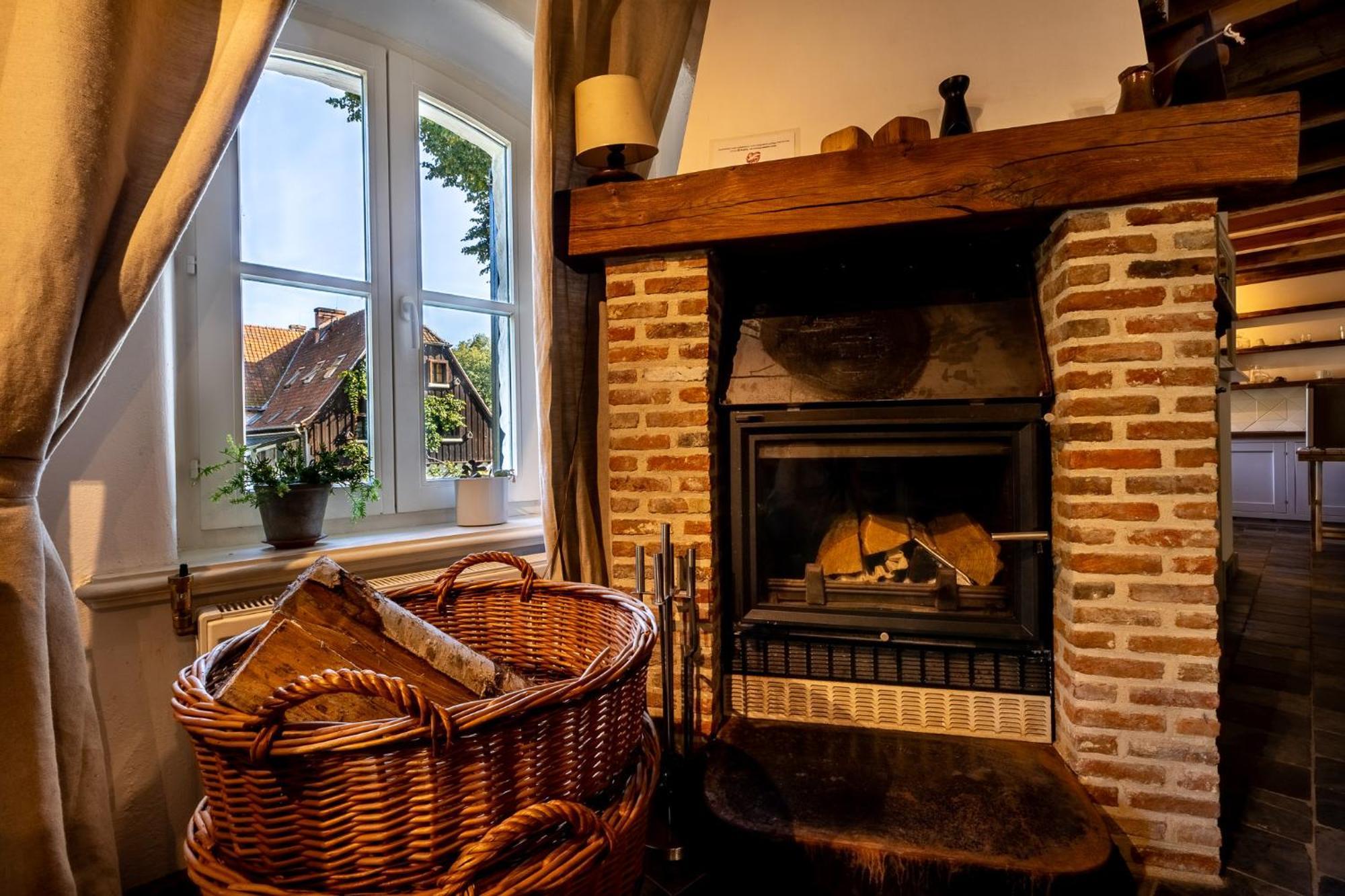 Gosciniec Pod Zajacem Bed & Breakfast Olesnica  Bagian luar foto