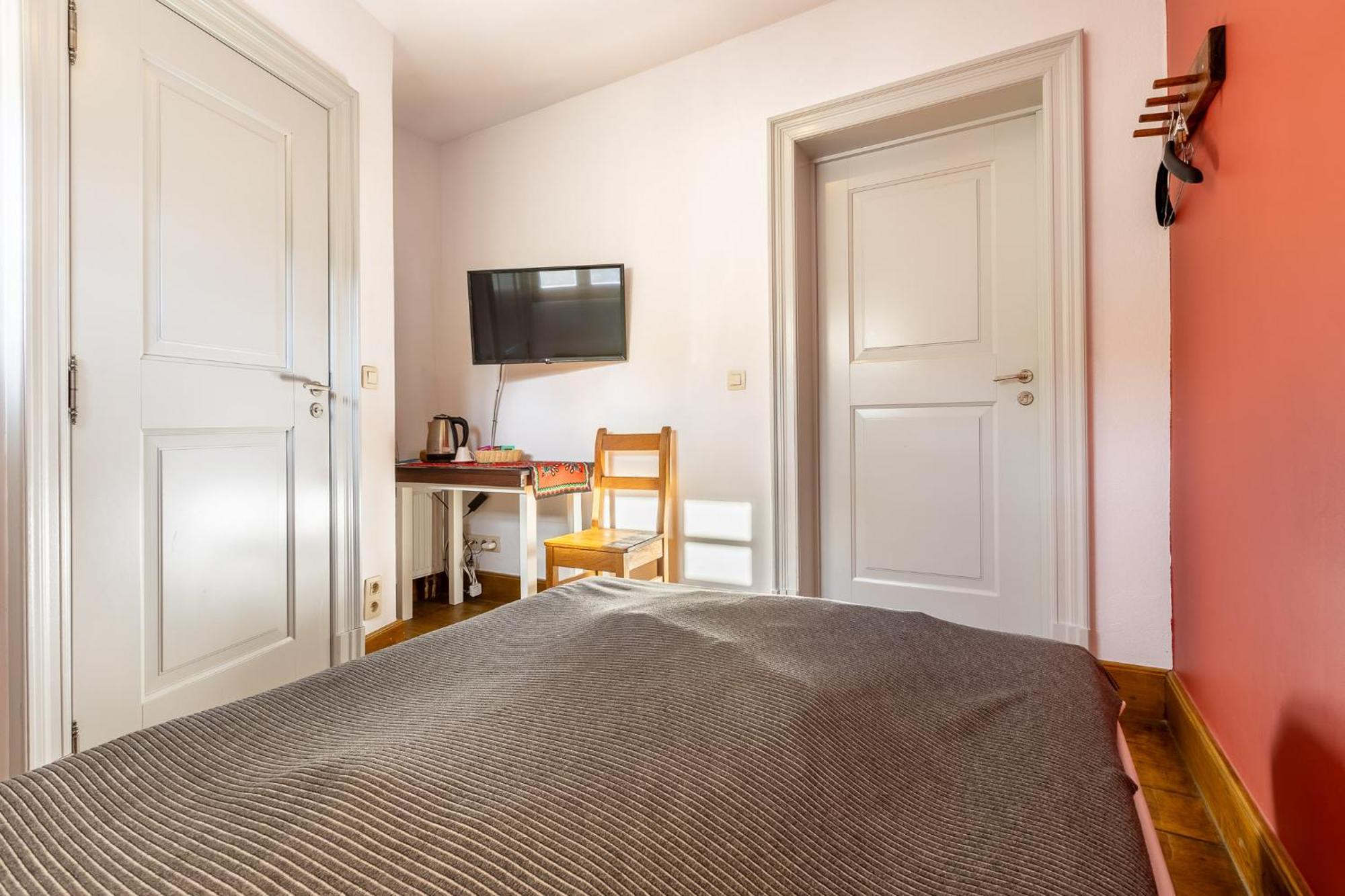 Gosciniec Pod Zajacem Bed & Breakfast Olesnica  Bagian luar foto